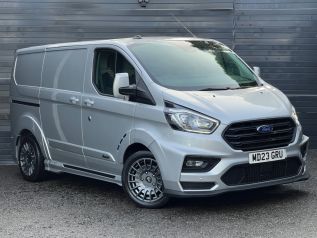 Used FORD TRANSIT CUSTOM in Surrey for sale