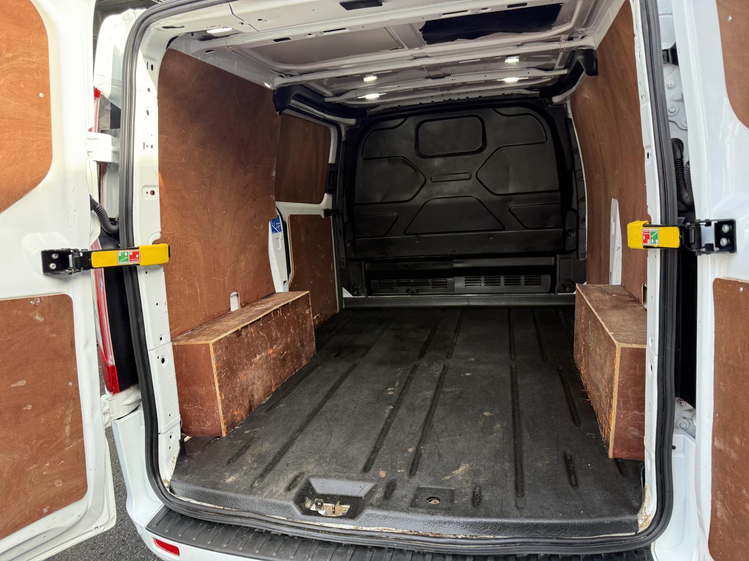 Ford Transit Custom 2.0 130ps G-Sport Limited EcoBlue Panel Van 5dr SWB L1 H1 Euro 6 Fully Loaded With Extras 48