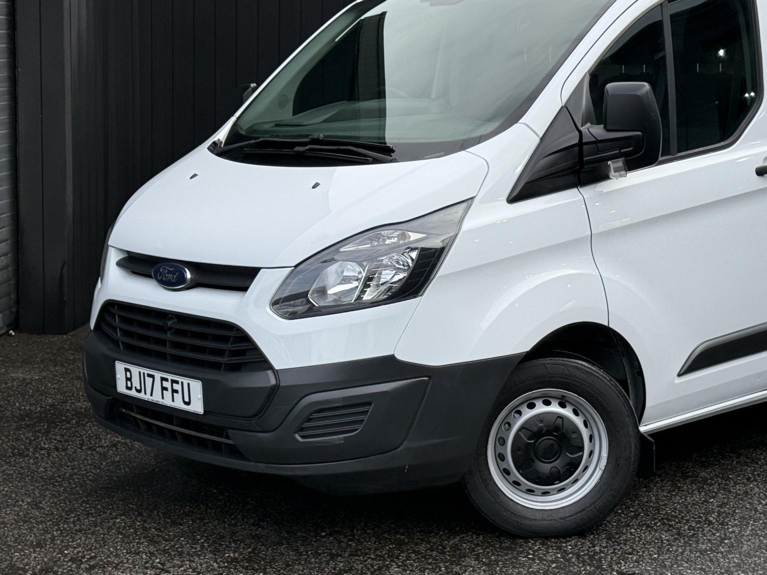 Ford Transit Custom 2.0 TDCi 105ps 290 Panel Van 5dr Diesel Manual SWB L1 H1  18