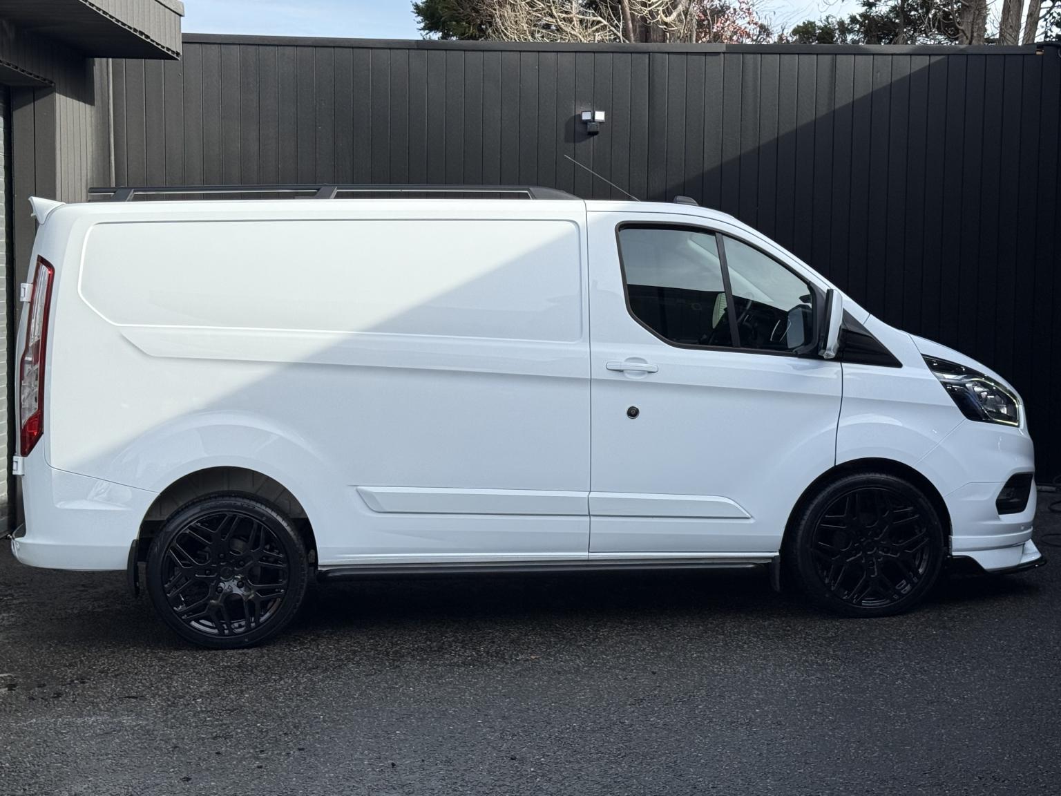 Ford Transit Custom 2.0 130ps G-Sport Limited EcoBlue Panel Van 5dr SWB L1 H1 Euro 6 Fully Loaded With Extras 17