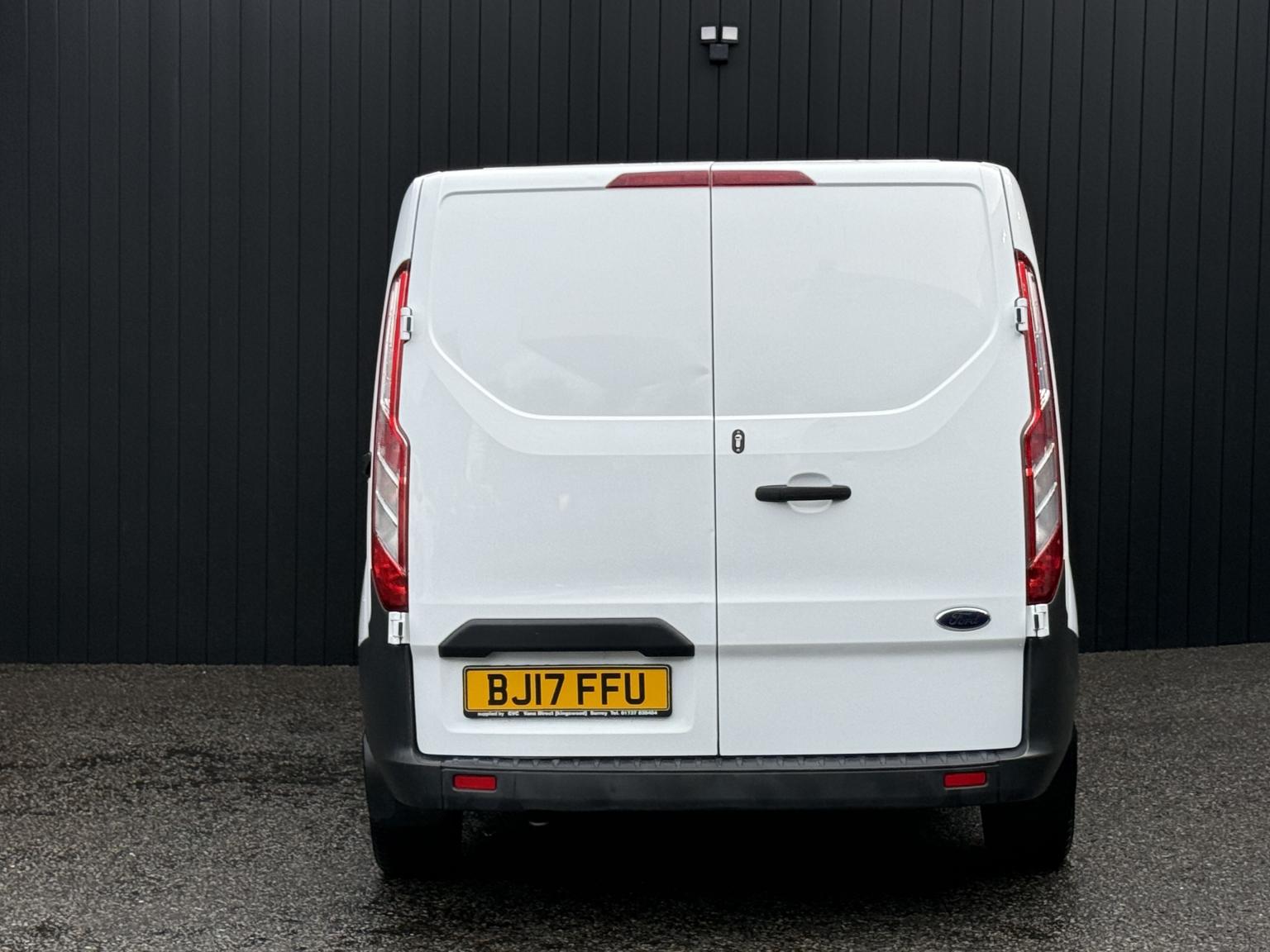 Ford Transit Custom 2.0 TDCi 105ps 290 Panel Van 5dr Diesel Manual SWB L1 H1  12