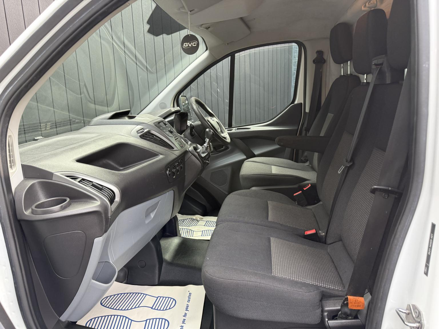 Ford Transit Custom 2.0 TDCi 105ps 290 Panel Van 5dr Diesel Manual SWB L1 H1  28