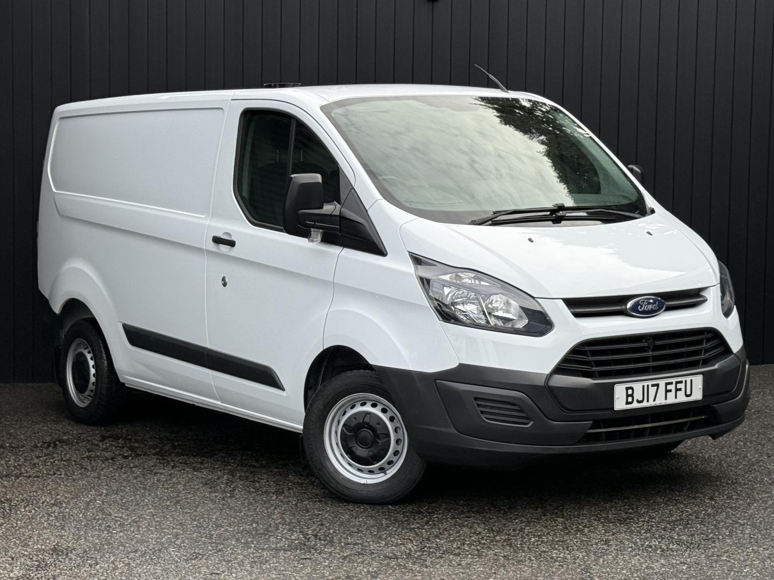 Ford Transit Custom 2.0 TDCi 105ps 290 Panel Van 5dr Diesel Manual SWB L1 H1  0
