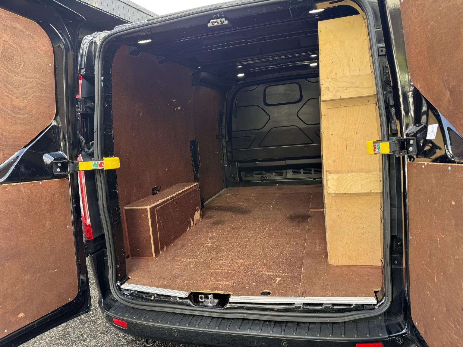 Ford Transit Custom 2.0 170ps Sport EcoBlue Panel Van SWB L2 H1 Euro 6 Fully Loaded With Extras 16