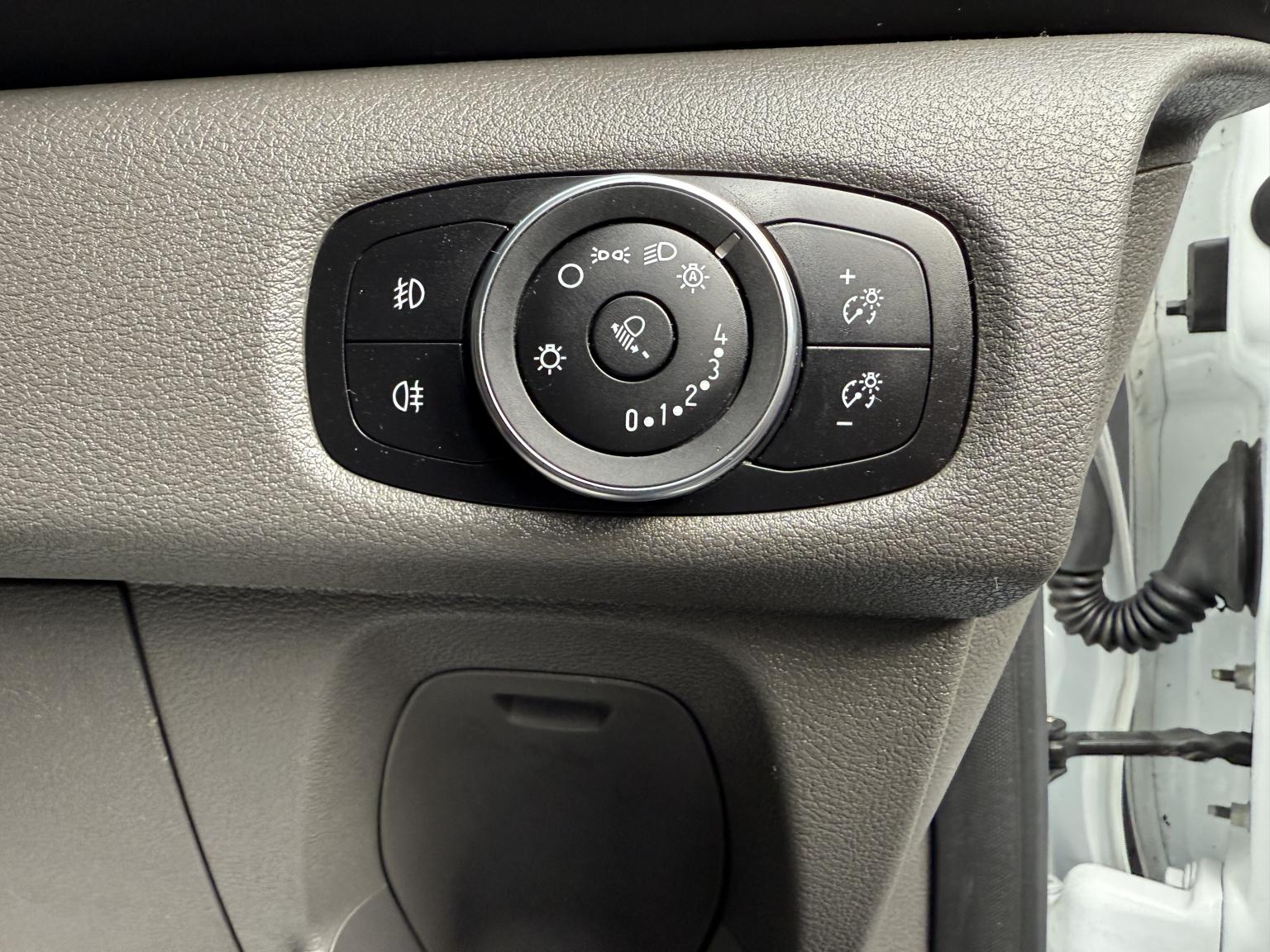 Ford Transit Custom 2.0 130ps G-Sport Limited EcoBlue Panel Van 5dr SWB L1 H1 Euro 6 Fully Loaded With Extras 33