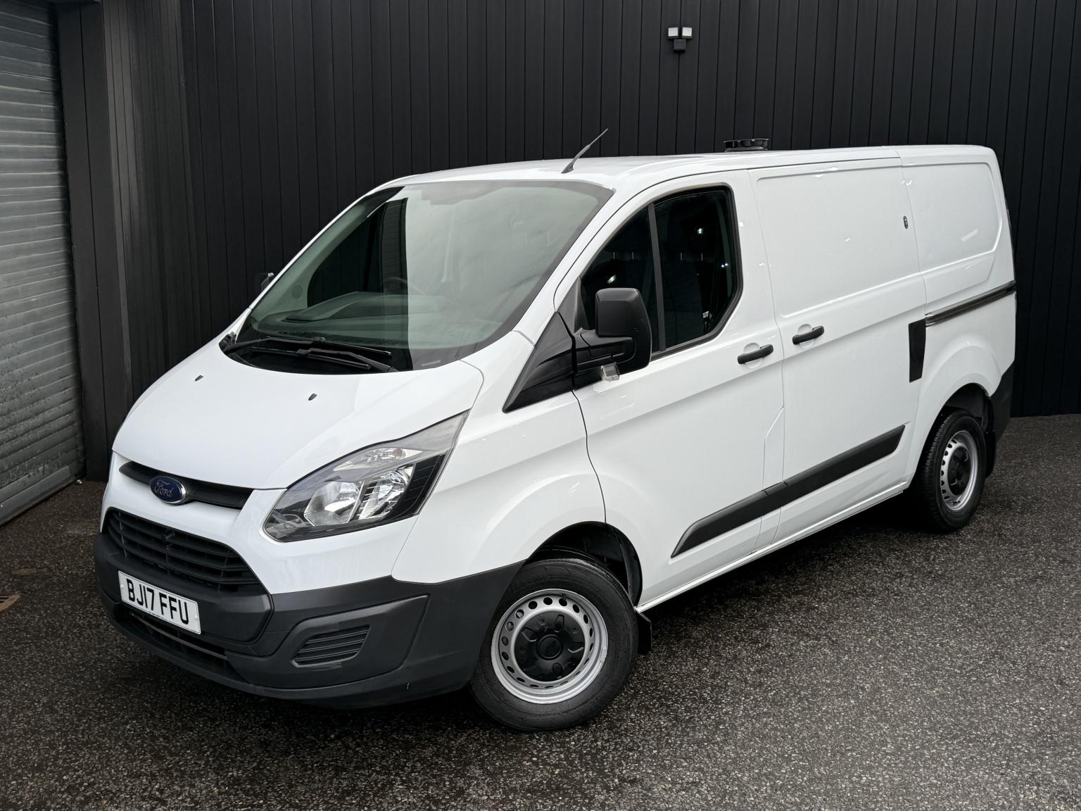 Ford Transit Custom 2.0 TDCi 105ps 290 Panel Van 5dr Diesel Manual SWB L1 H1  19