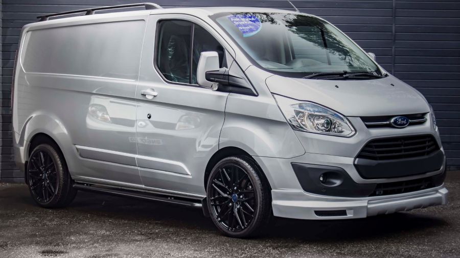 Used FORD TRANSIT CUSTOM 2.2 TDCI 125 PS GSPORT LIMITED