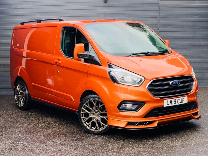 Used FORD TRANSIT CUSTOM 2.0 TDCI 130 PS GSPORT 130PS