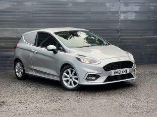 Used FORD FIESTA in Surrey for sale